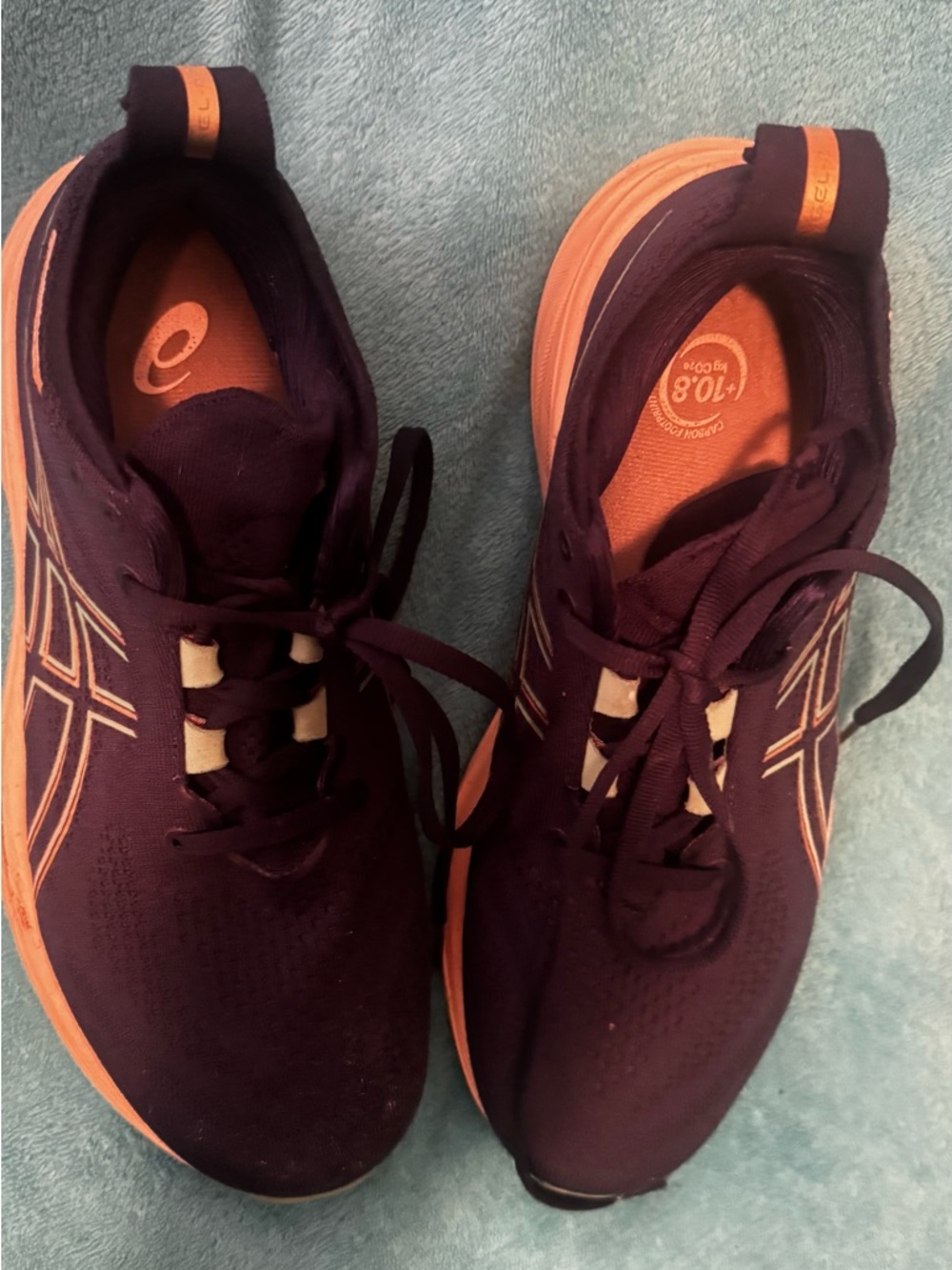 ASICS Women's Navy  and Green Athletic Running Shoes 7.5 WIDE